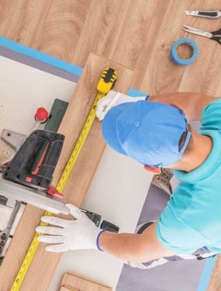 flooring-contractor-at-work-2021-08-26-23-04-54-utc.jpg